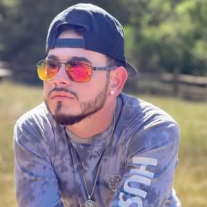 Meet your Posher, Carlos alfredo